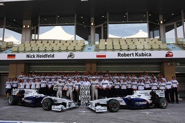 Ein Abschied mit Wehmut, das BMW Sauber F1 Team in Abu Dhabi. Foto: L. Gorys/auto-reporter.net 